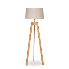 Lampara de pie Antonia Pino Plegable Altura 1,52mts Pantalla 40X50X25 Carilux
